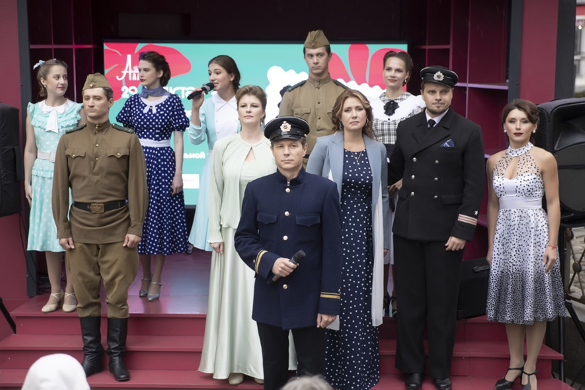 Концерт в рамках фестиваля &laquo;Театральный Петербург на Книжных аллеях&raquo;