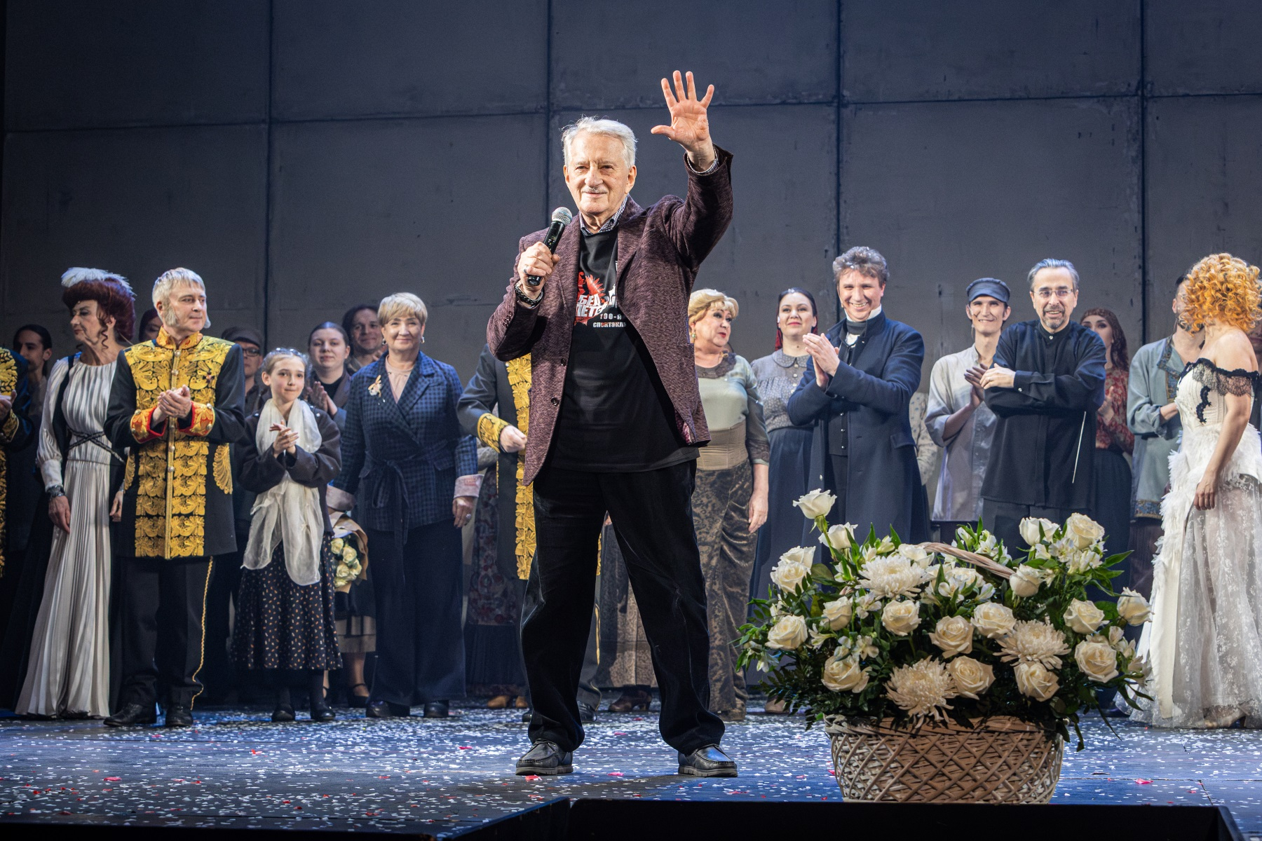 100-й показ спектакля "Белый. Петербург" 100-й показ спектакля "Белый. Петербург"